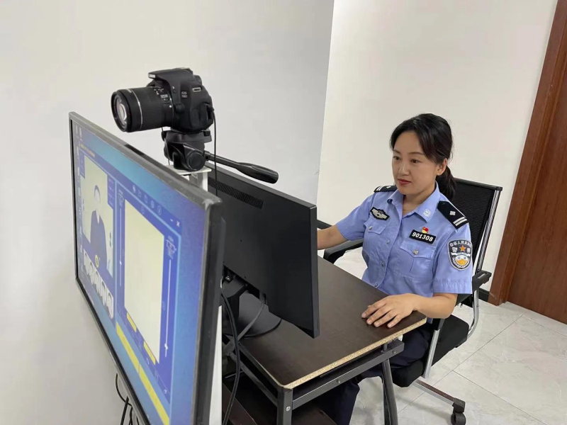 2775bf58fb6b4d26991b2fcfd532456e