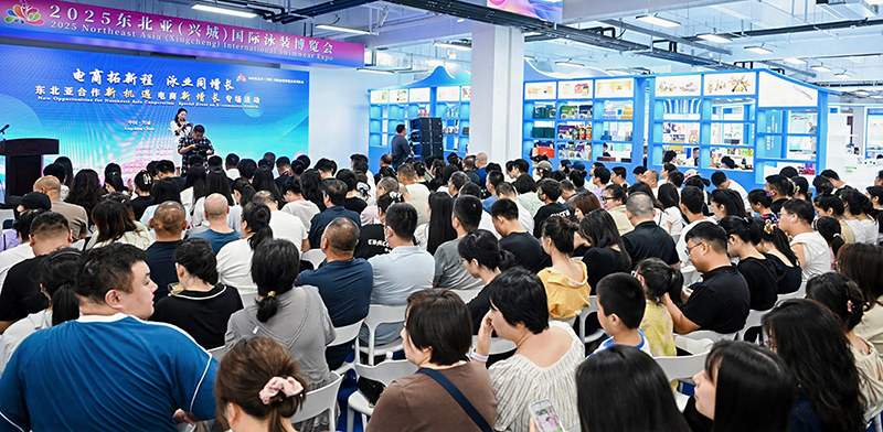 泳博會(huì)現(xiàn)場(chǎng)