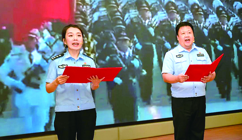 文化藝術(shù)表達(dá)圖，盤錦監(jiān)獄“銘記歷史 開創(chuàng)未來”主題歌詠比賽現(xiàn)場(chǎng)。